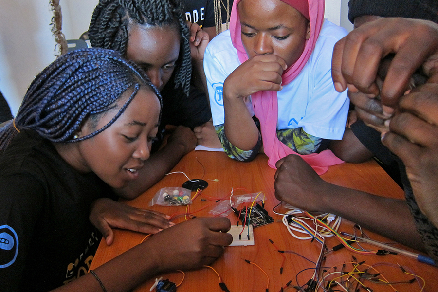 Students in Malawi learn STEM